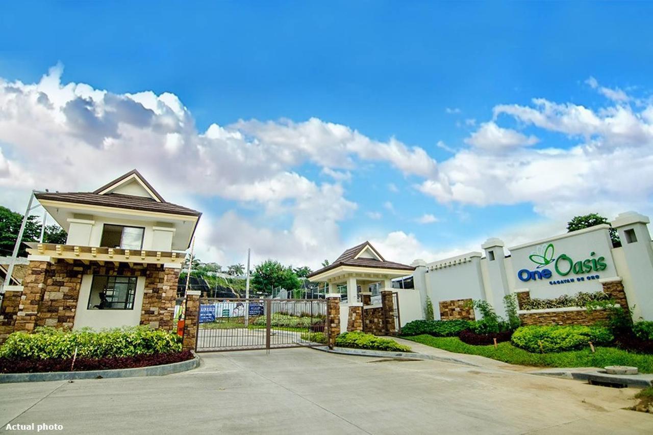Cozy Condo Unit In One Oasis Cdo Кагаян де Оро Екстериор снимка